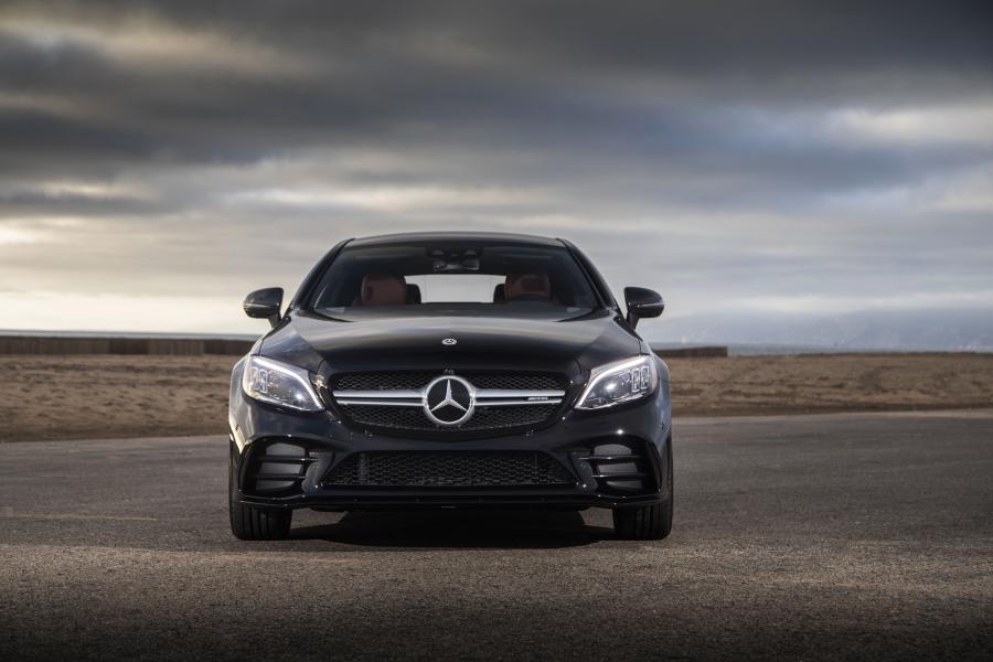  Mercedes-AMG C43 4Matic Coupe (C205) 2018 года  (NA) (фото 9 из 45)